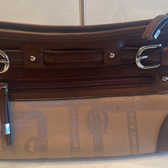 Etienne Aigner brown tan 90’s Y2K east west shoulder bag silver tone hardware - Picture 2 of 16